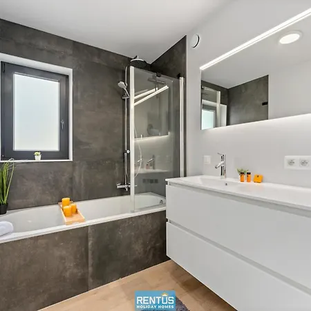 Moca - Peaceful Enjoyment, Close To Everything In Prázdninový dům *